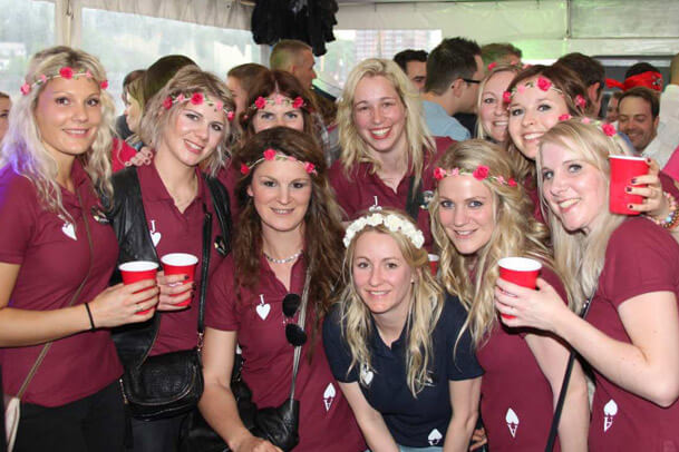 Bootsparty auf der Elbe feiern - Foto vom Partyboot